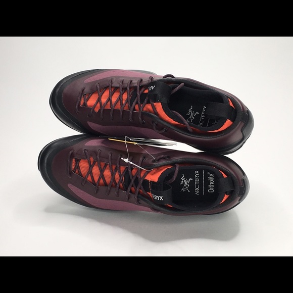 ARC’TERYX WOMENS ACRUX FL APPROACH HIKING SHOES - Picture 7 of 8